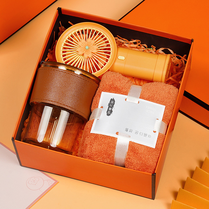 Custom Logo Holiday Practical Gift Box Set | Premium Corporate Gifts and Custom Gifts